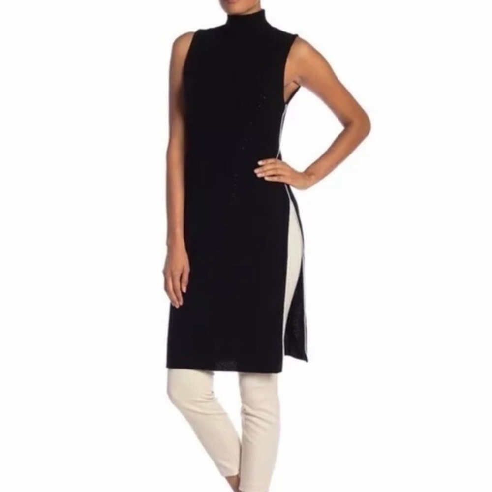 Alice + Olivia Tunic Sweater Stori Turtleneck Double Slit Black White Side Trim